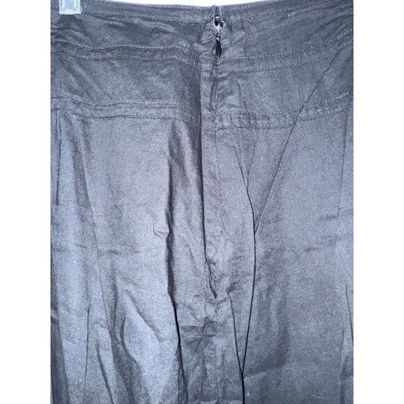 East 5th Black A-Line Skirt With White Embroidered Floral Design Size 14 - Picture 4 of 11